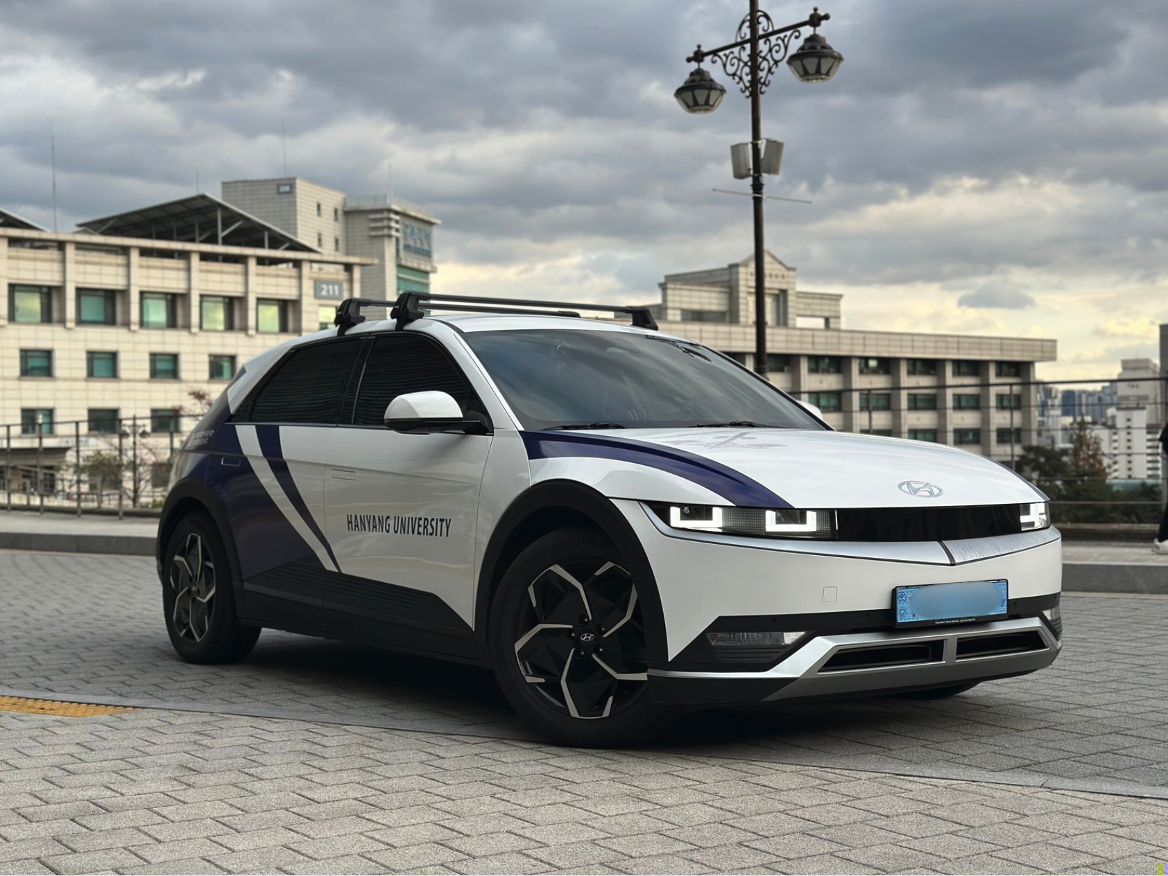 Update: Our lab has introduced a new research car! 🎉